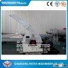 Disc wood chipper for chipping wood