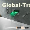 Contemporain LED robinet de baignoire cascade avec canapé-douche à main T8014