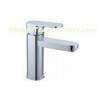 Deck Mounted Single Hole Bathroom Sink Faucet with One Handle , Brass Basin faucet