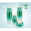 Green 100ml Cosmetic Glass Bottles  Coating Plastic Caps For Ladies