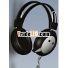 Sports headphone with rotatable clipper for mobile phone