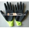 String knit gloves with latex coated