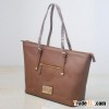 Woman genuine leather shoulder bag