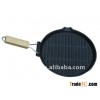 Round wood handle cast iron frying pan